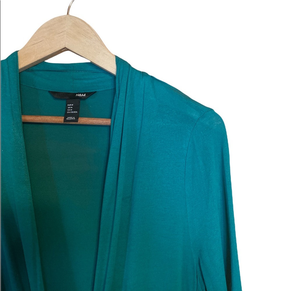 H&M Kelly Green Top Women’s Size Medium - Picture 4 of 5